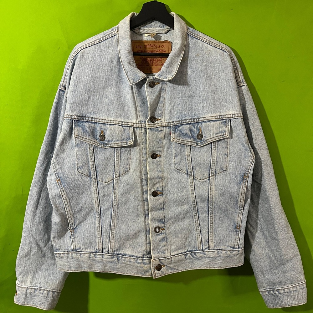 Vintage Levis 70598 4834 Denim Trucker Jacket Medium Light Wash Type 3 Canada